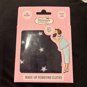 The vintage cosmetic company Make up REMOVING cloths